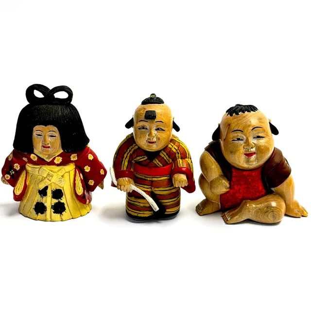SET OF THREE JAPANESE CARVED AND PAINTED HARDWOOD FIGURES.