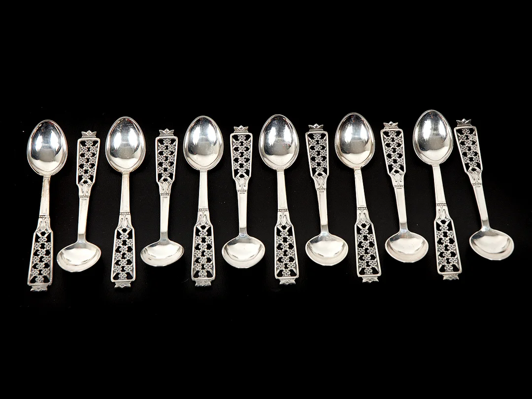 12 KAFFESKEDAR, silver, modell prinsess, besticklinda. — Silver/Matsilver — Kaplans