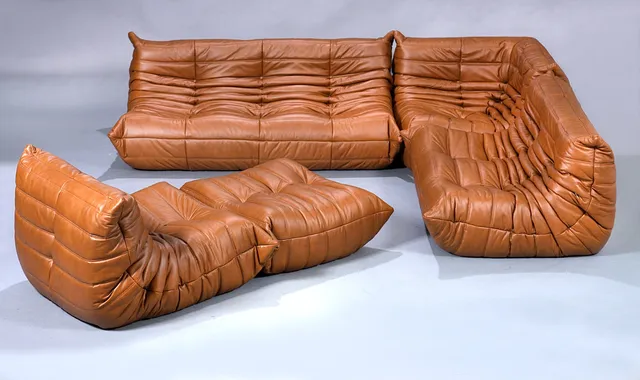 Michel Ducaroy. Lounge sofa set, Model Togo, cognac-coloured leather (5)