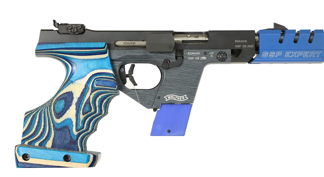 PISTOL, Halvautomat, fabrikat Walther, modell GSP Expert, kaliber .32, tillv.nr KDA2430, se-nr SE3205375. — Pistols — Walter Borg