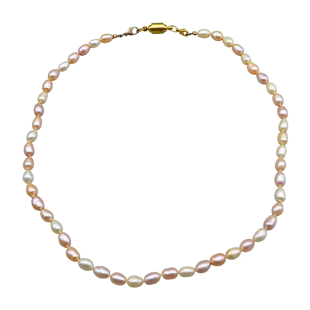 PERLENKETTE MIT SÜSSWASSERPERLEN UND KARABINERVERSCHLUSS. — Necklace — Auktionshaus Stuber's Hammerschlag