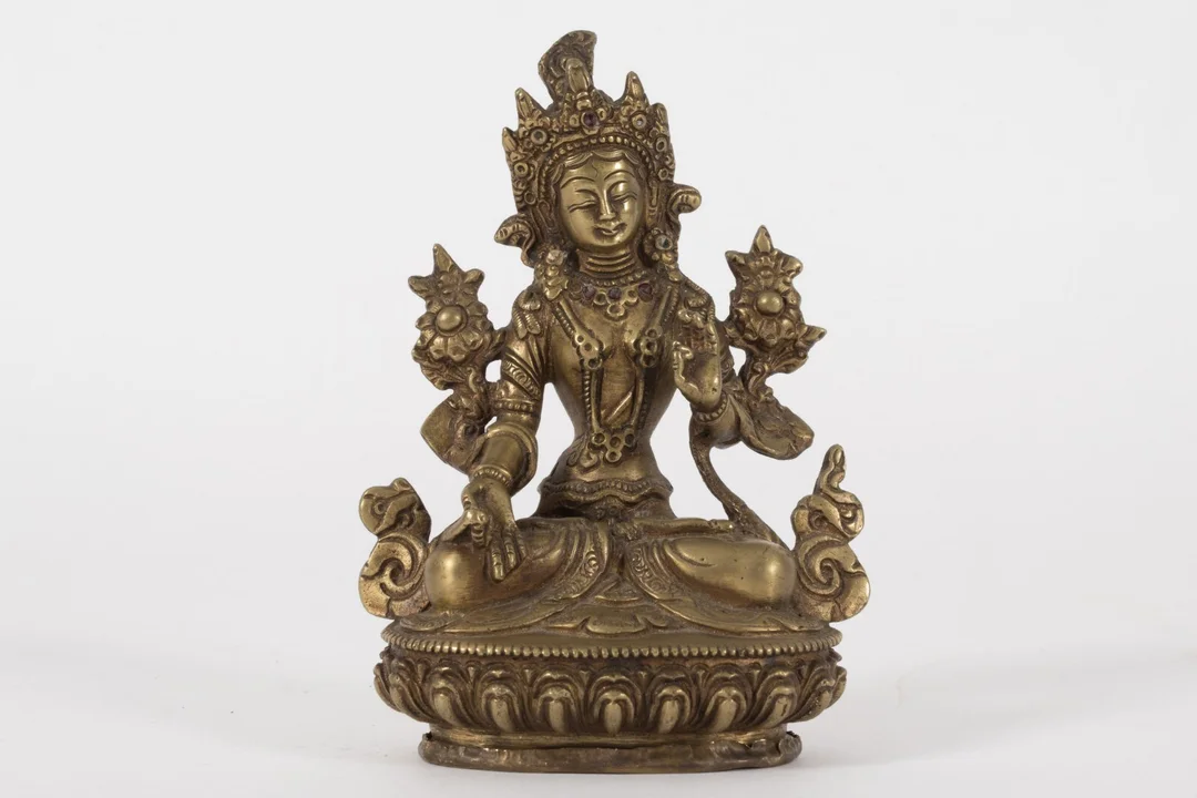 Tibetan/Nepalese Tara Buddha — Hobby and collectibles/Asian art — Lauritz