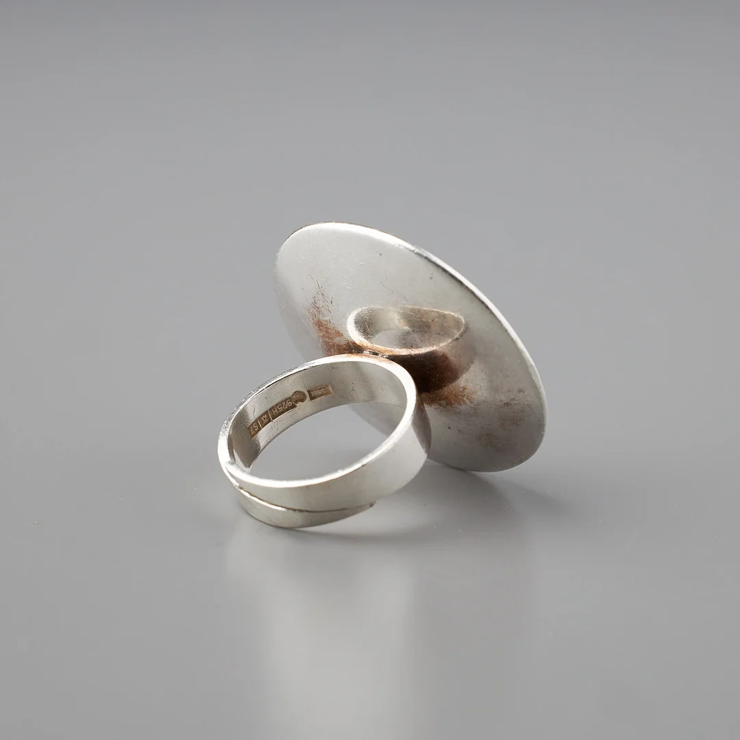 PEKKA PIEKÄINEN. RING, silver, Turun Hopea 1971. — Rings — Stockholms Auktionsverk Helsinki