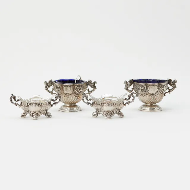 SALTKAR, 2 par, silver och glas. Vikt 150 gram.