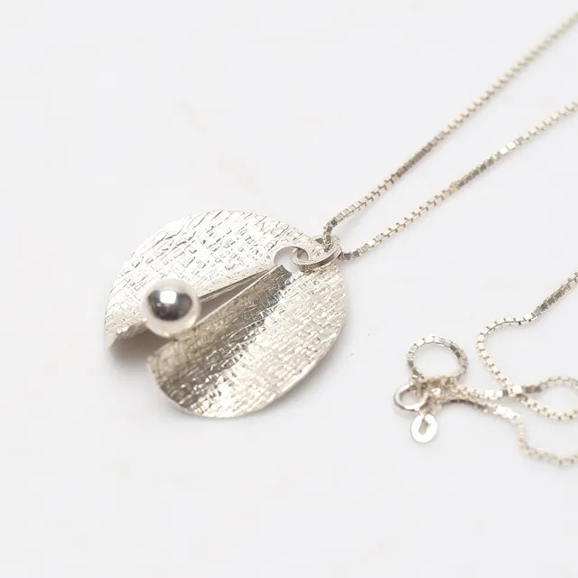 ELIS KAUPPI. silver, Kaupittaan Kulta, Åbo, Finland.