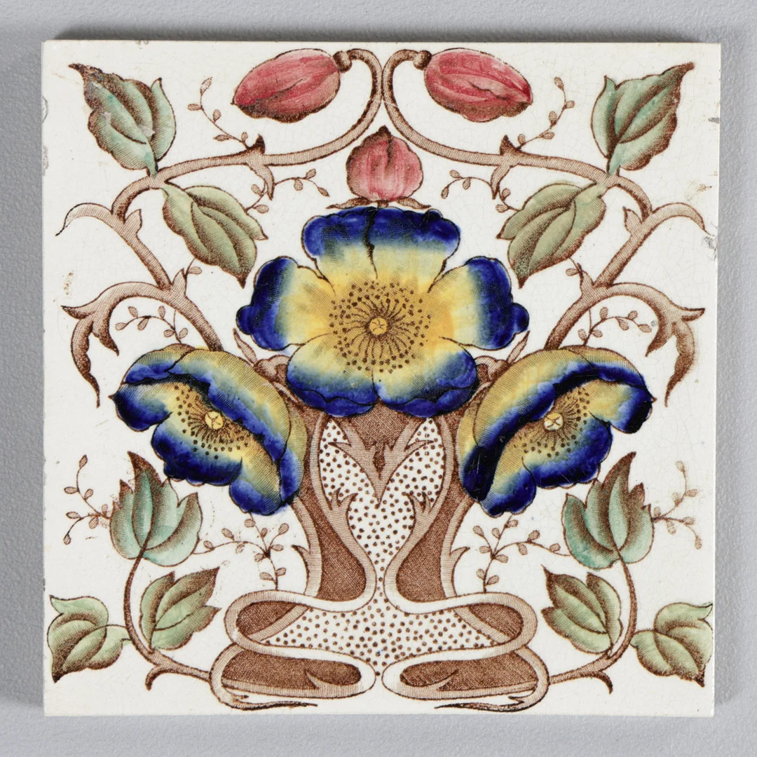 A DECORATIVE VICTORIAN TILE, IN THE STYLE OF WILLIAM DE MORGAN. — European — Bishop & Miller