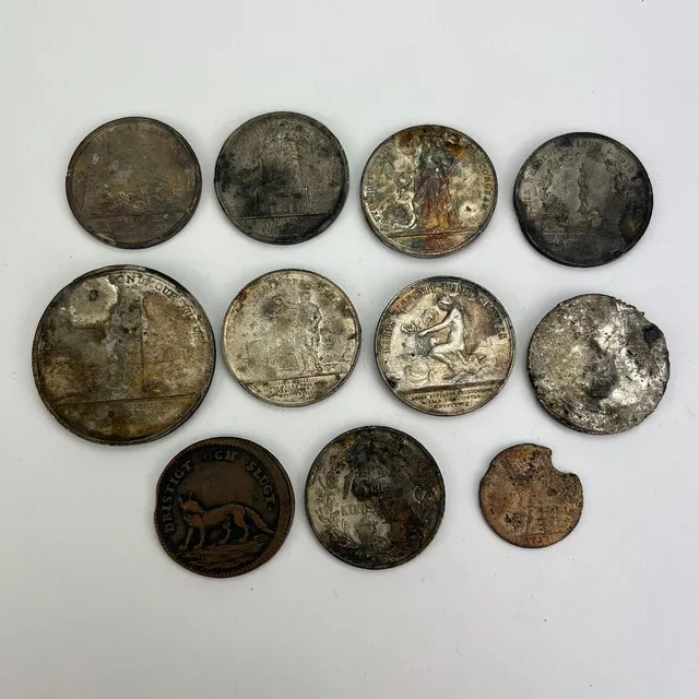 MYNT, 11 st, bland annat silver.