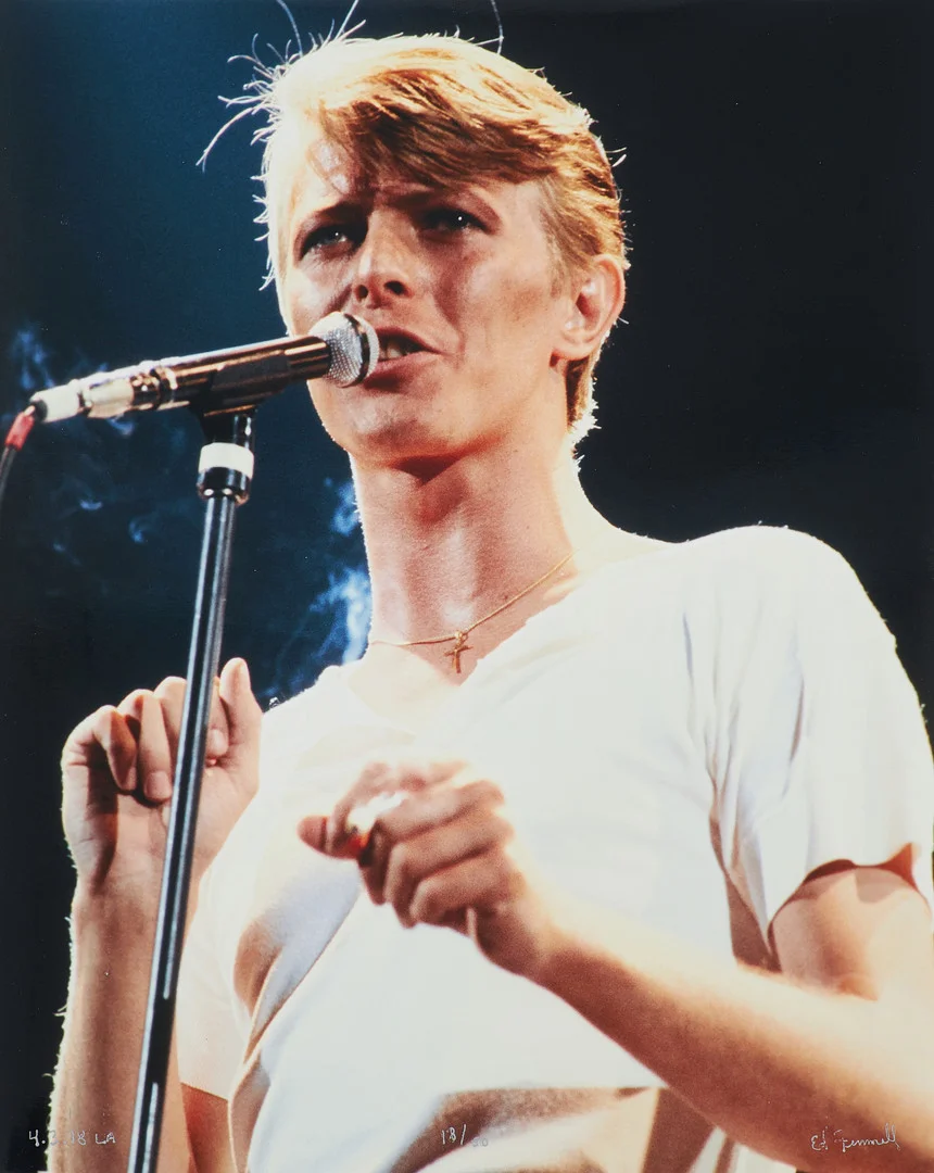 ED FINNELL (USA/SVERIGE, FÖDD 1956). David Bowie "The Heroes Tour", C-print, April 3, 1978, signerad och numrerad 18/50. — Photography — Stockholms Auktionsverk Sickla
