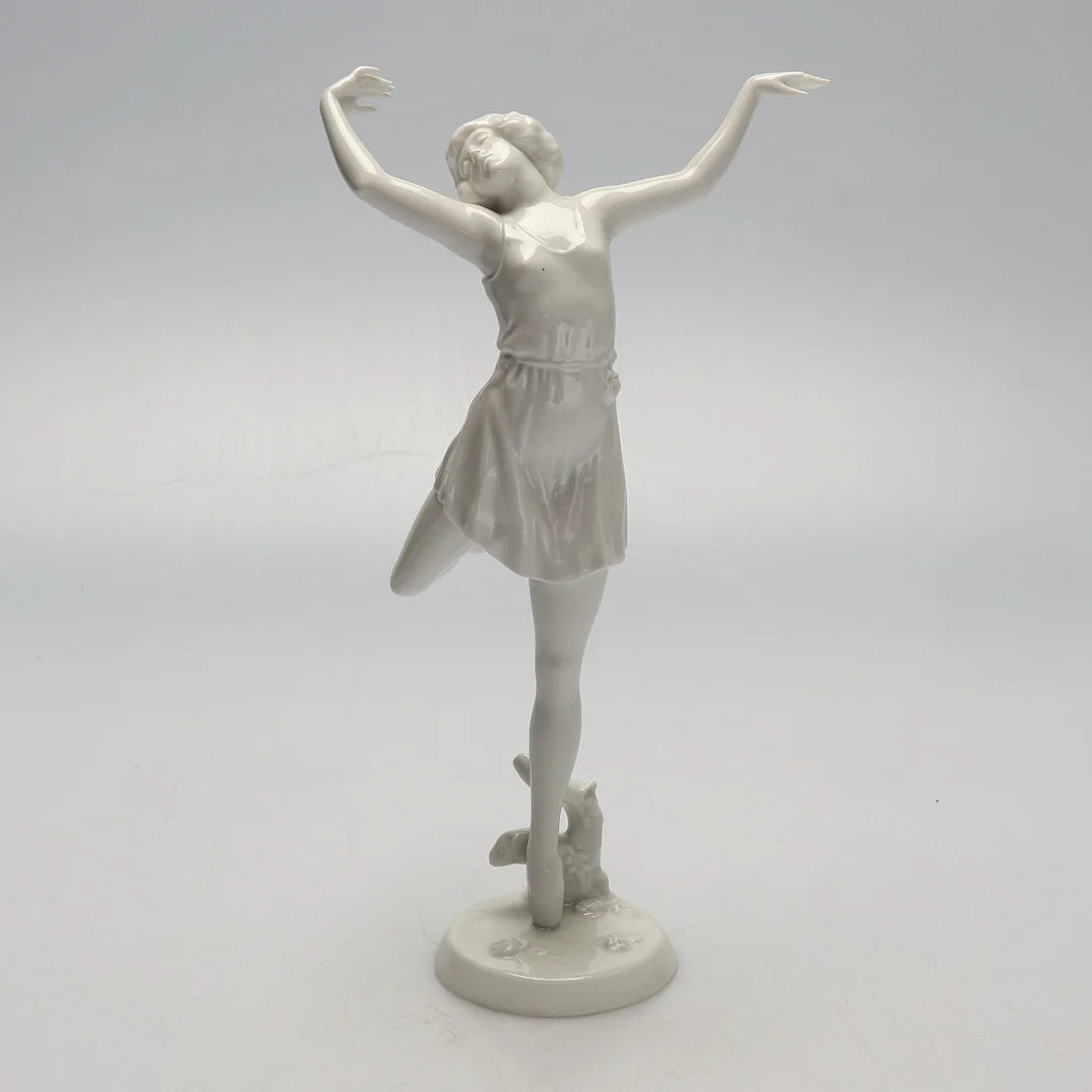 DOROTHEA CHAROL. Figurin, "Ballerina", porslin, signerad, Rosenthal, Bavaria, Tyskland. — European — Gomér & Andersson Jönköping