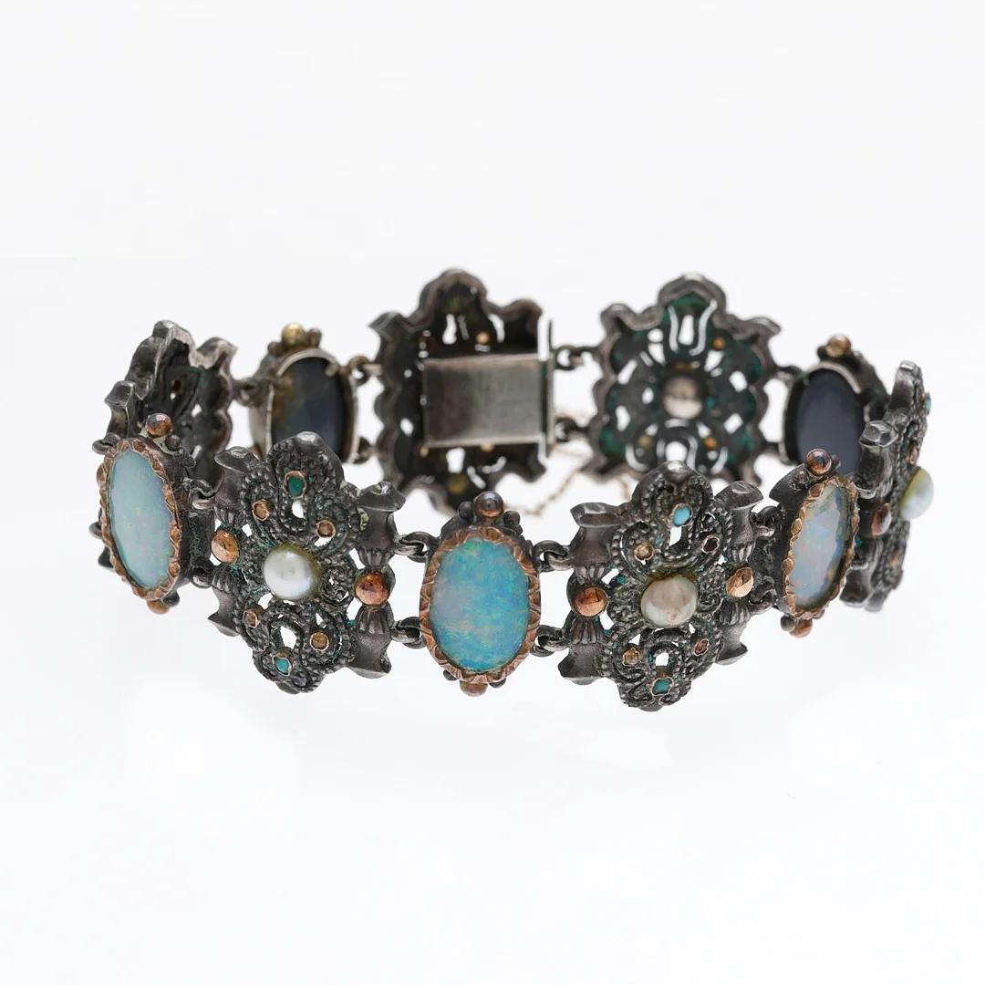 "Noucentista" bracelet in silver and gemstones, circa 1920. — Bracelets — Balclis
