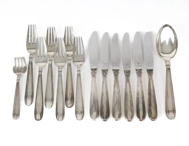 Horsens Silverware Factory: Parts for 'Karina' cutlery (14)