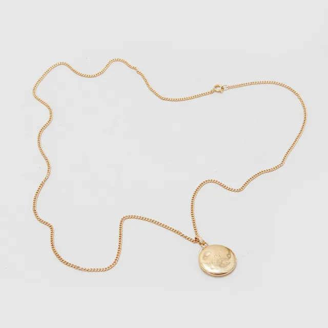 MEDALJONG med fotogömma samt KEDJA, 18k guld, vikt ca 13,5 gram.