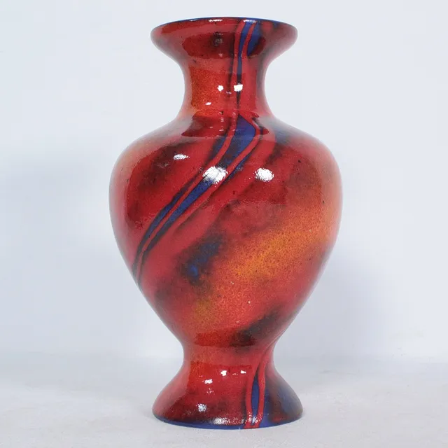 WALTER GERHARDS. ZUGESCHRIEBEN. Nr. 1030/45, Keramikvase der 1960er Jahre.