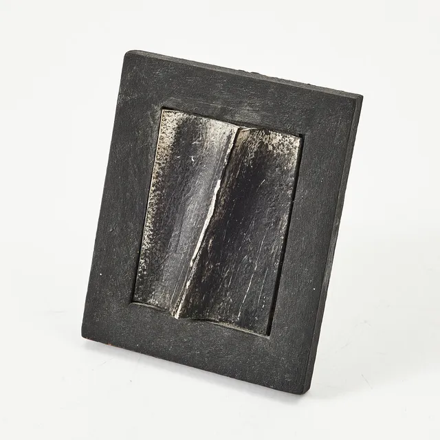 BJÖRN ERLING EVENSEN. Relief, målad papp, signerad på ramen BE Evensen.