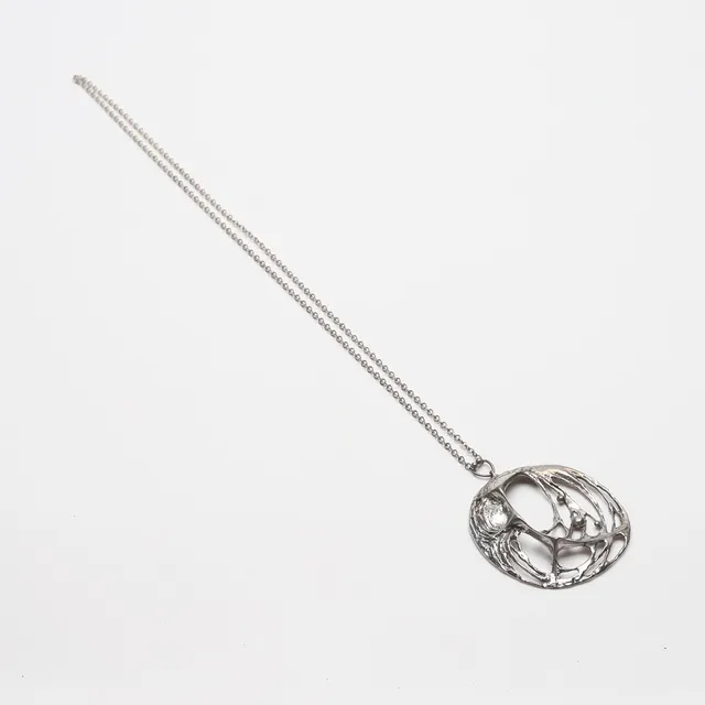 KARL LAINE. hänge med halskedja, silver, "Spiderweb", Finland.