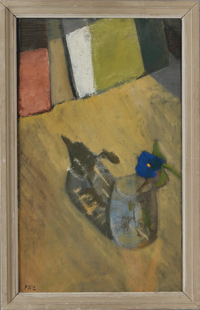 FOLKE HELLSTRÖM LIND. Vas med blomma, olja på pannå, monogramsignerad. — Paintings — Auktionshuset Kolonn
