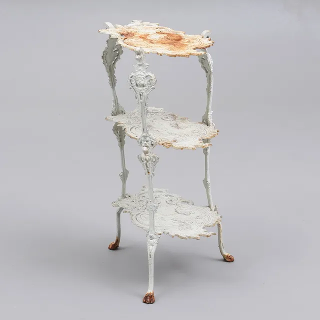 PIEDESTAL, gjutjärn, 3 våningar, 1900-tal.