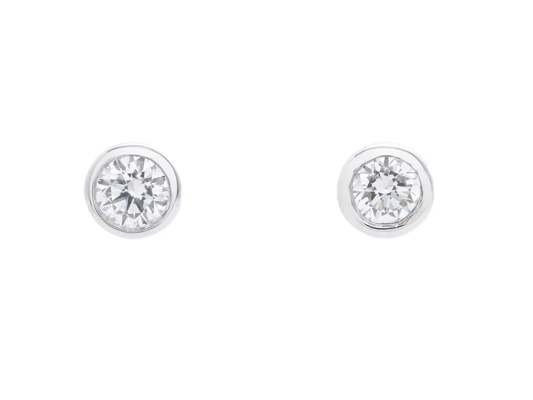 ENSTENSÖRHÄNGEN, 18K vitguld, briljantslipade diamanter ca 0,16 ctv, ca W-TCr/VVS-VS, stift, vikt 1,5 g. — Smycken/Enstensörhängen — Kaplans