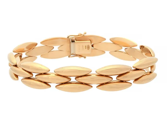 CARTIER, armband, Gentiane, 18K guld, serienr F38325, längd 19 cm, vikt 29,4 g, certifikat, originaletui.