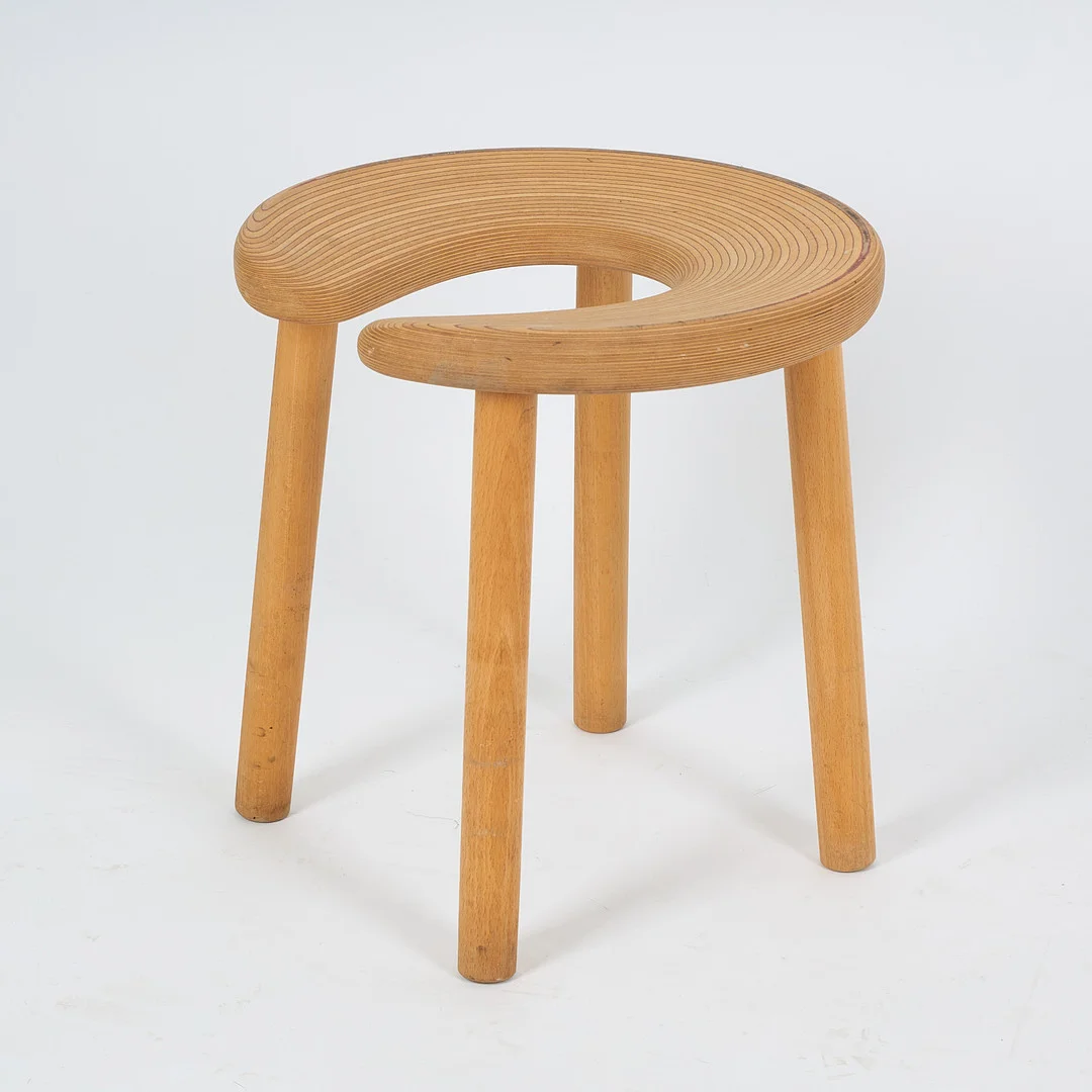 ANTTI NURMESNIEMI. Pall, "Sauna Stool", 1900-talets slut. — Armchairs & Chairs — Stockholms Auktionsverk Helsinki