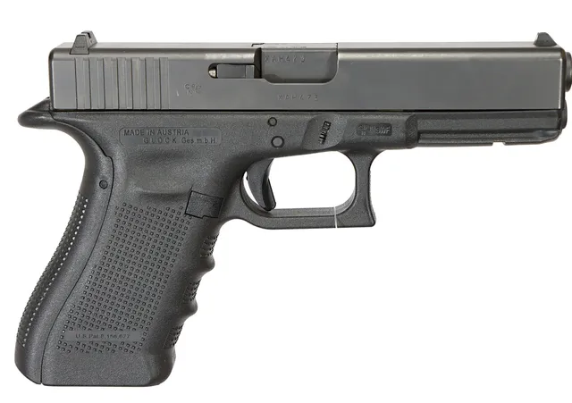 PISTOL, fabrikat Glock, modell 17 Gen 4, kaliber 9mm (9x19), tillv.nr XAH473.