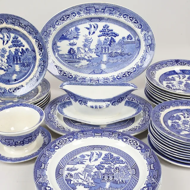 MATSERVIS, 36 delar, porslin, "Willow", Gustavsberg & Wood & Sons.