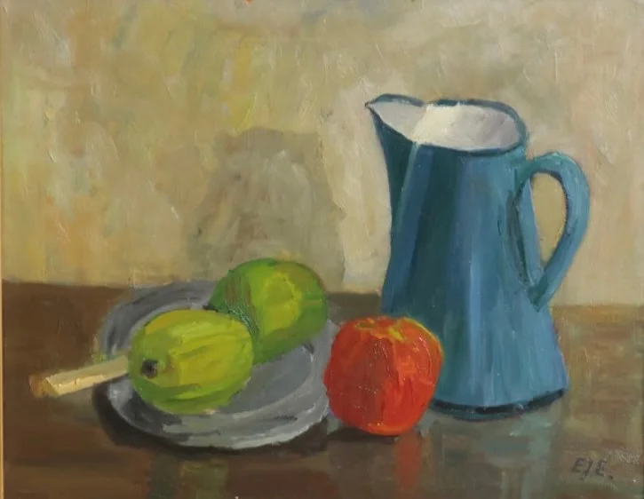 Uden titel. Stilleben med kande og frugter, olie på lærred. Ubekendt dansk maler, sign. og dateret "Eje, 1956". Danmark. — Paintings — Woxholt Auktionshus