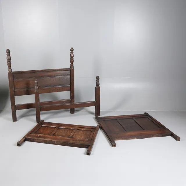 TWO OAK SINGLE BEDS (2).