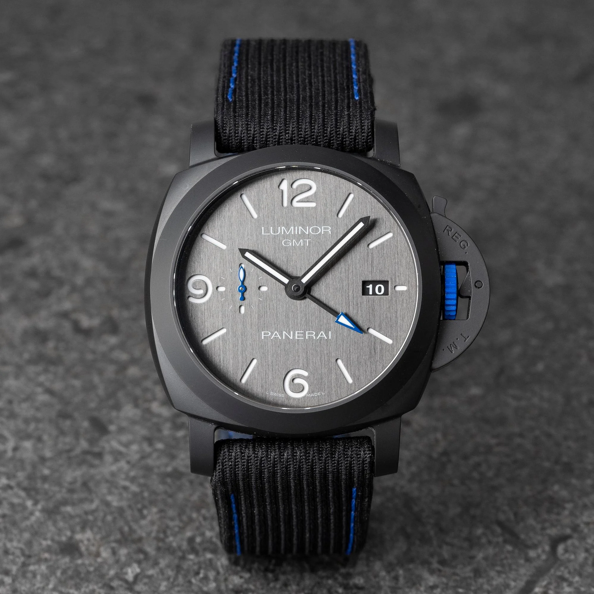 Panerai, Luminor GMT, “Bucherer Blue”, "one of 288", ca 2021. — Bukowskis