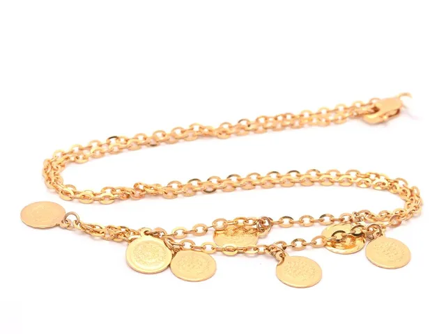 Collier 21K 6,9g längd: 43cm bredd: 2-10mm med integrerade hängen