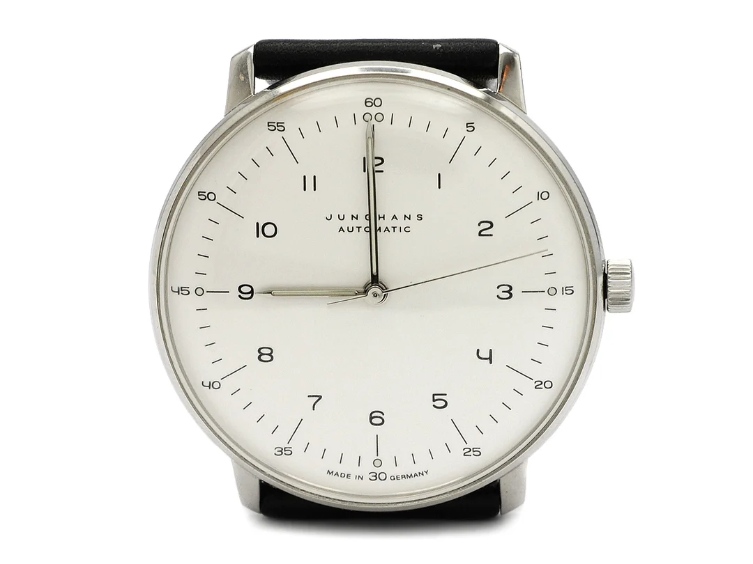 JUNGHANS, Max Bill, Cal J800.1 (ETA 2824-2), Ref nr. 027/3500.00, Boett nr. 27.3500 1205-6883, herrur, 38 mm, stål, automatisk, plexiglas, läderband, ca 2010. — Klockor/Junghans — Kaplans