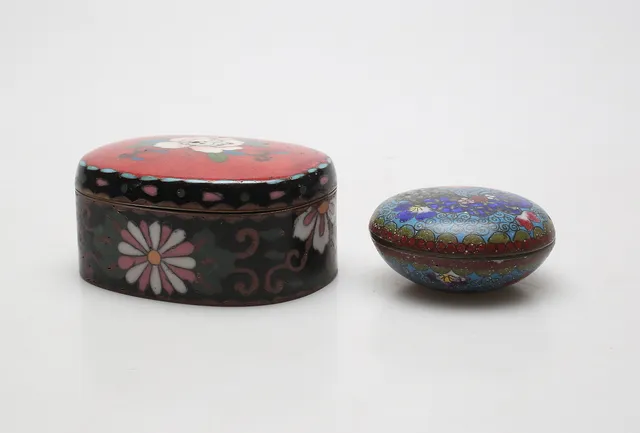 LOCKDOSOR, 2 st, cloisonné, orientaliska.