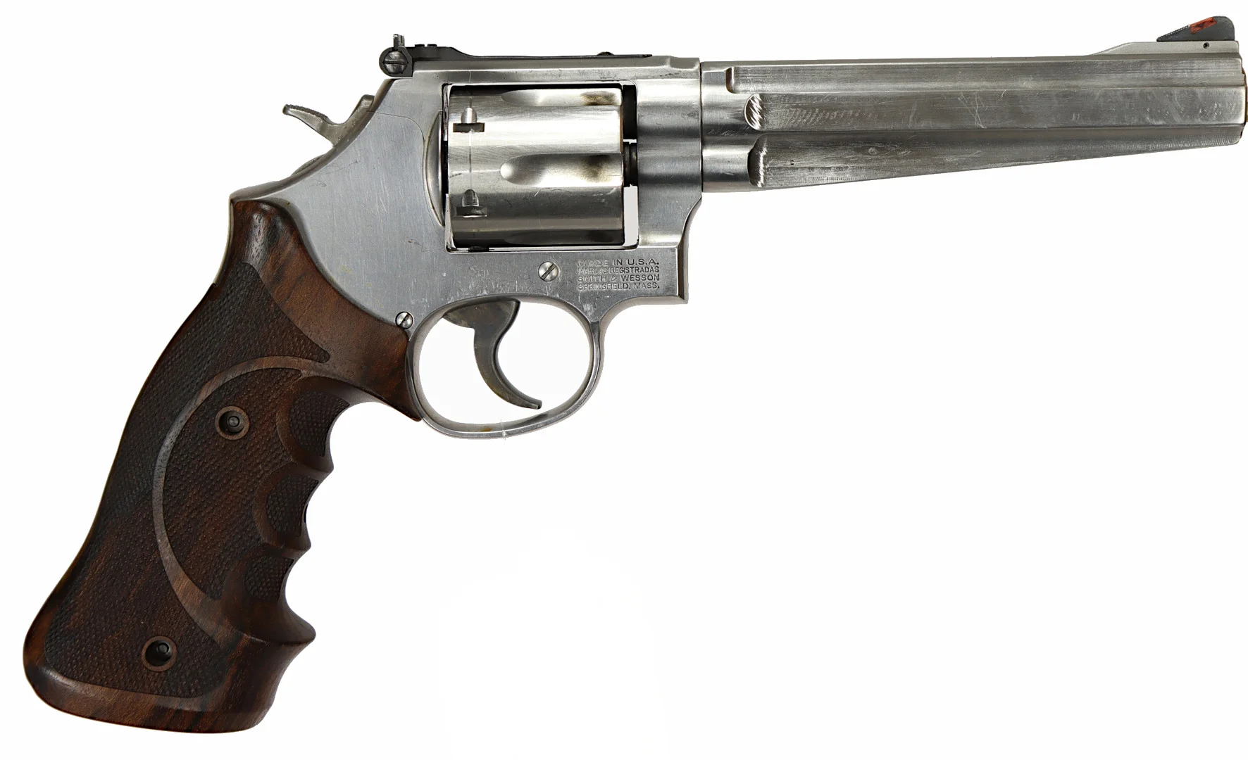 REVOLVER, Double Action, fabrikat Smith & Wesson, modell 686-6, kaliber .357 Magnum, tillv.nr DCB2315, se-nr SE2247858. — Revolvers — Walter Borg