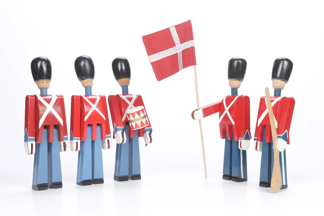 Kay Bojesen. Five guards (5) — Hobby and collectibles/Toys — Lauritz