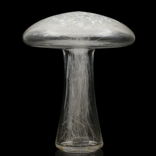 MONICA BACKSTRÖM. SVAMP I GLAS "UNIQUE", ATELJÉ KOSTA BODA, SIGNERAD.