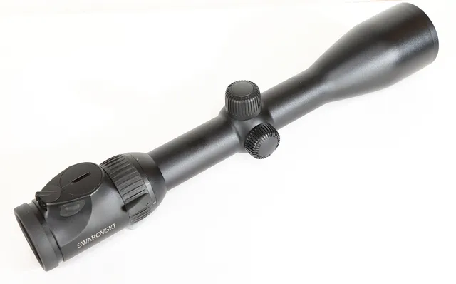 KIKARSIKTE, fabrikat Swarovski, modell Z6i 2-12x50, tillv.nr R884238896.