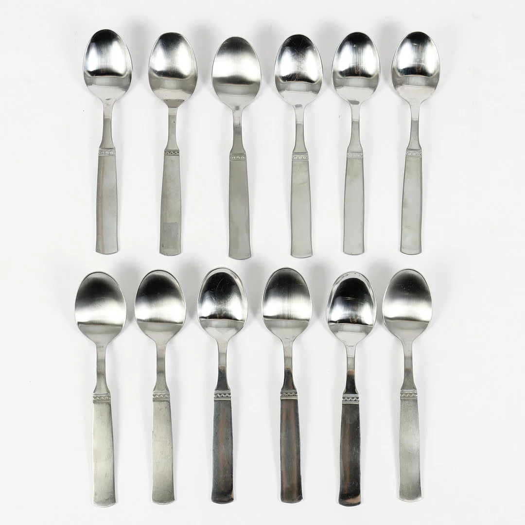 SVEN ARNE GILLGREN. Dessertskedar 12 stycken, "Ranka", Gense. — Other metals — Karlstad Hammarö Auktionsverk