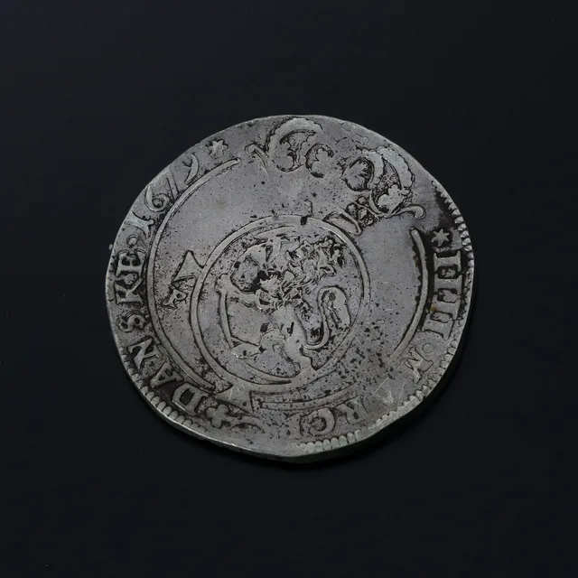 MYNT, NORGE 4 MARK. Silver. 1679.