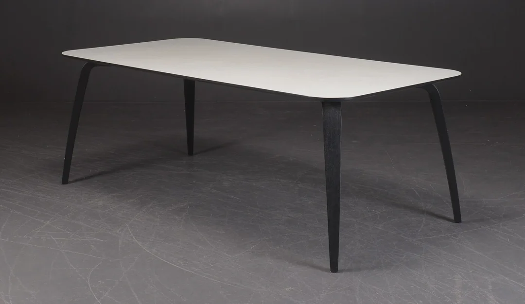 Komplot Design for GUBI. Spisebord model Dining Table. — Furniture/Dining tables, dining room furniture — Lauritz