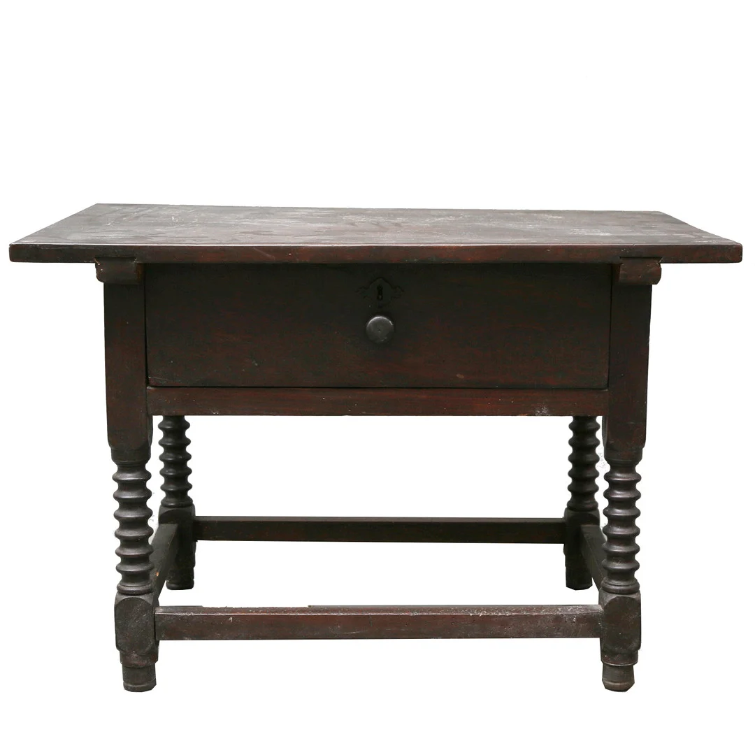 Baroque style table in walnut wood, from the 19th century. — Tables — Balclis