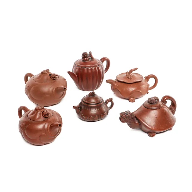 Collection of six Chinese Yixing teapots, 1900s (6)