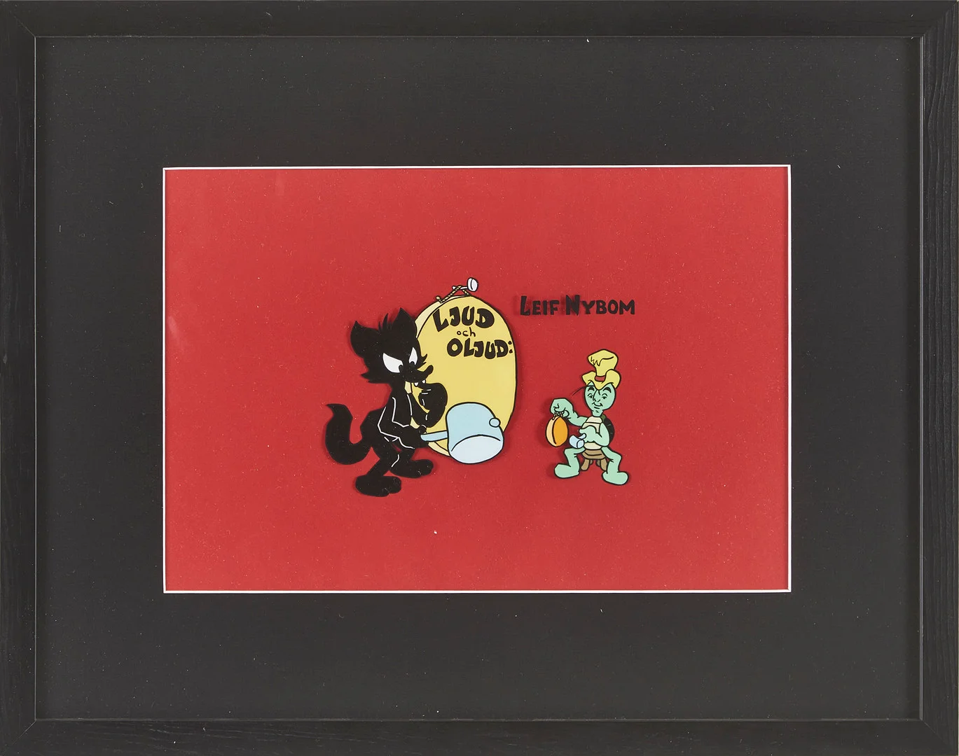 RUNE ANDRÉASSON. Bamse, vinjett + originalskiss, handmålad filmcell ur samtliga filmer mellan 1972-1991, scen 648, monterad på röd bakgrund. — Paintings — Stockholms Auktionsverk Magasin 5