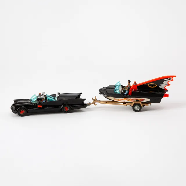 CORGI TOYS. "Rocket Firing Batmobile + Batboat", metall och plast, 1960-tal.