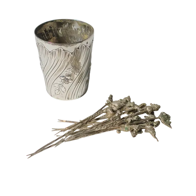 PALILLERO Y PALILLOS EN PLATA.