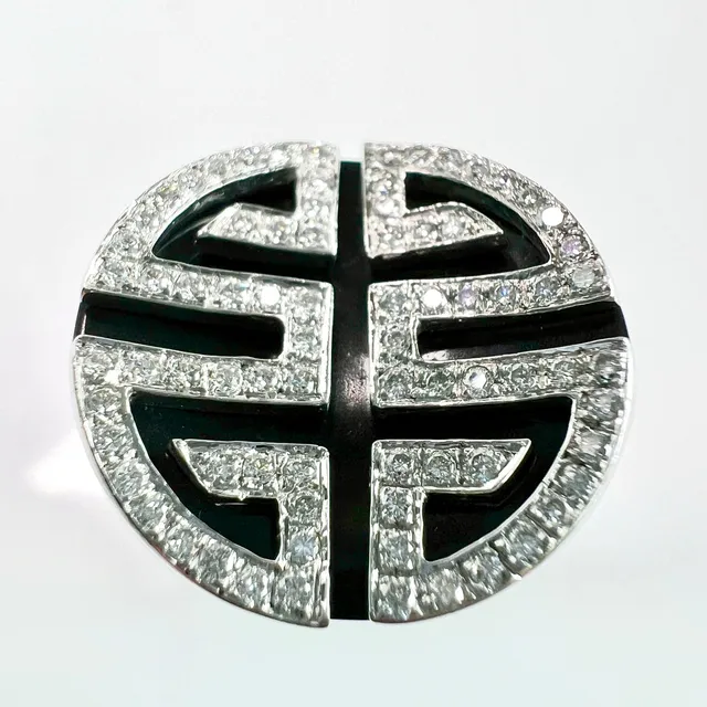 Designer Ring 750 Gold mit Onyx und Diamanten.