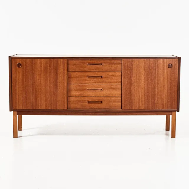 SIDEBOARD, 1960-tal, fanerad i teak, fyra lådor.
