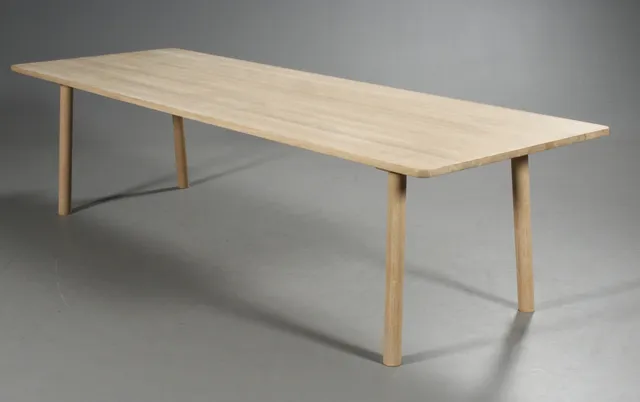 Jasper Morrison for Fredericia Furniture. Dining table, Model Taro