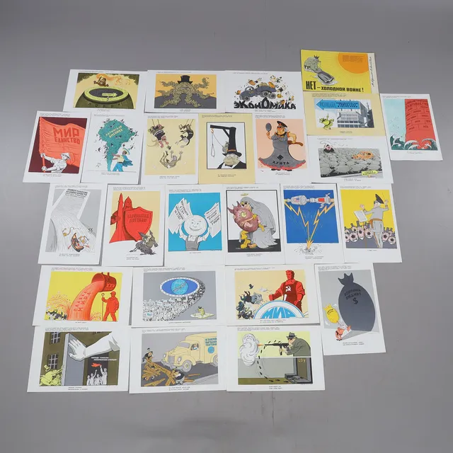 RYSKA PROPAGANDAAFFISCHER, 1 mapp, 24 stycken blad, 1970/80-tal.
