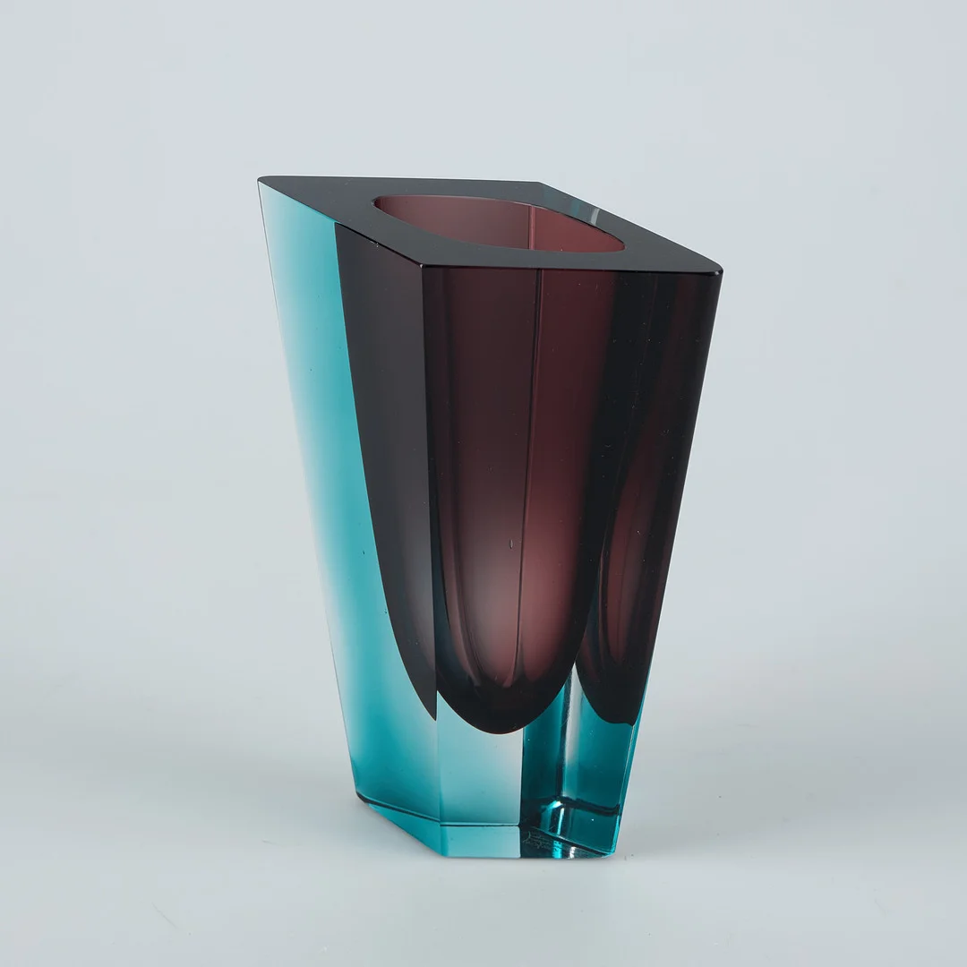 KAJ FRANCK. VAS, "Prisma", signerad K. Franck, Nuutajärvi Notsjö -63. — Art glass — Stockholms Auktionsverk Helsinki
