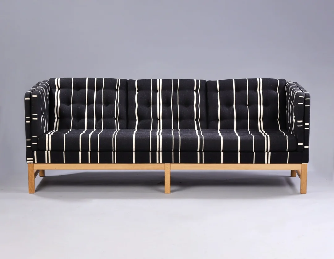 Erik Jorgensen. Detached three-person. sofa, model EJ- 315/3, oak — Furniture/Lounge suites, sofas — Lauritz